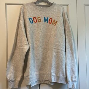 Gray 'Dog Mom' Sweatshirt
